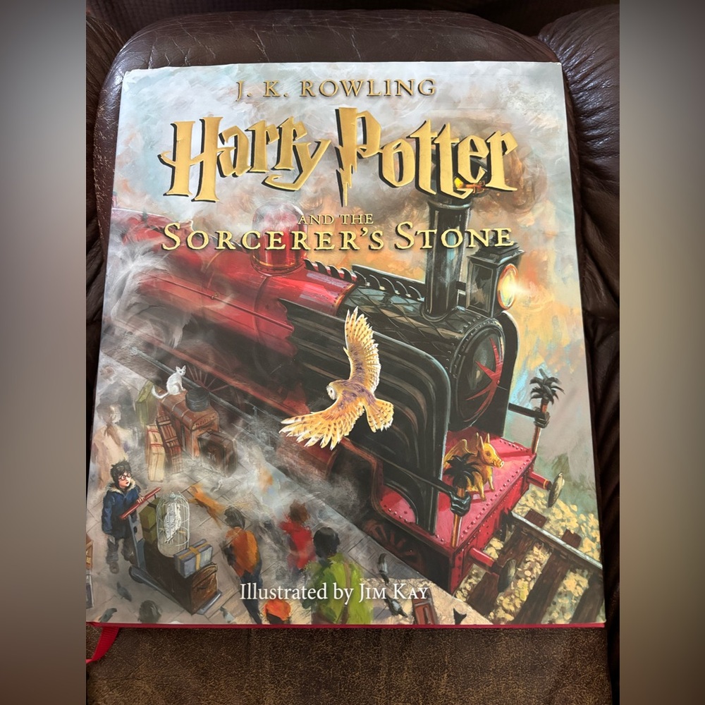 Harry Potter and the Sorcerer's Stone First Illustrated Edition 2015 Hardcover